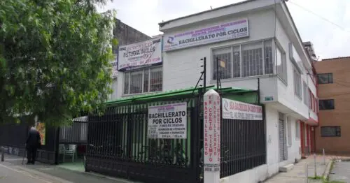 COLEGIO SUPERIOR PALERMO SANTA ISABEL COLEGIO SUPERIOR PALERMO SANTA ISABEL